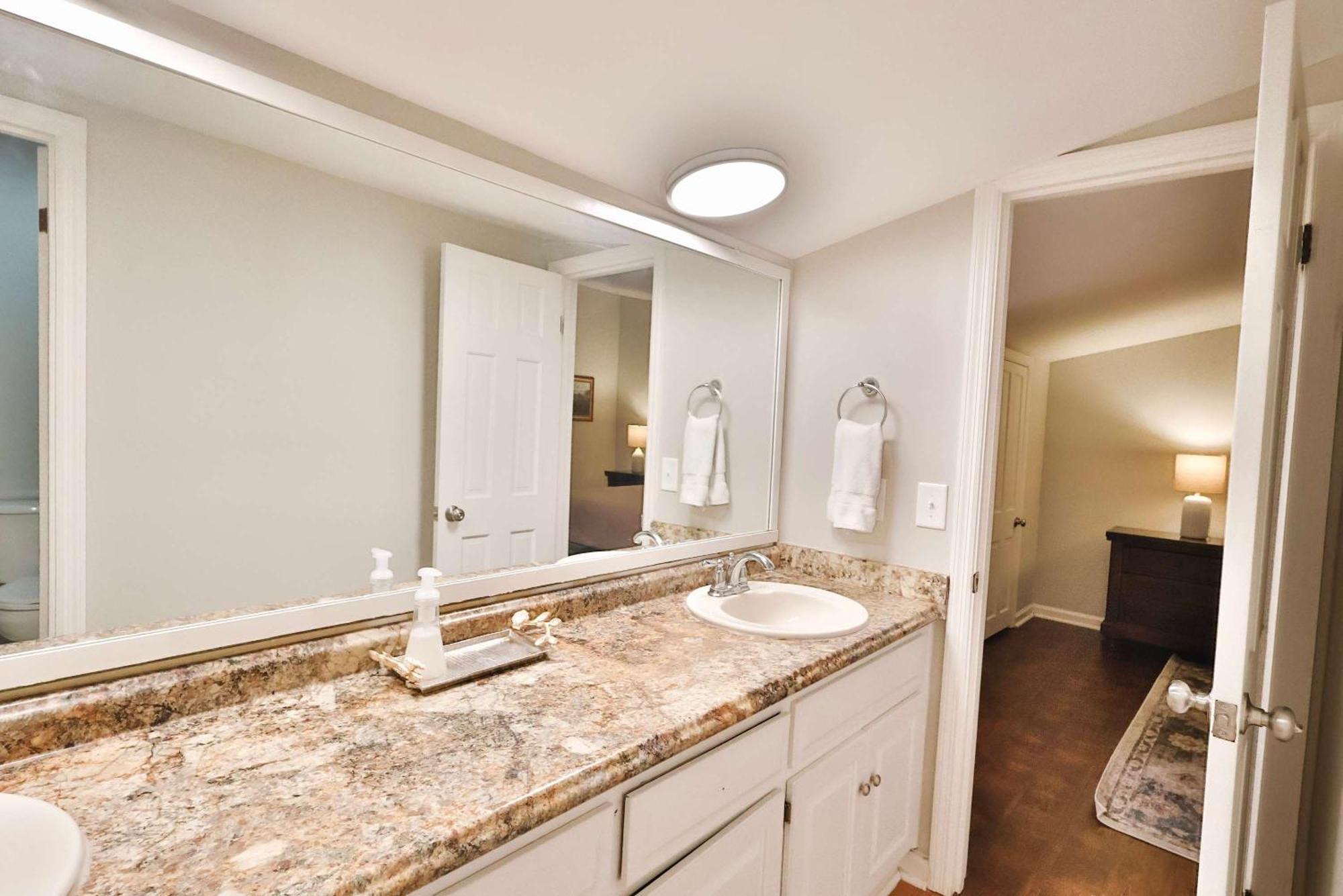Apartmán The Post Loft- In The Heart Of Downtown Statesboro Exteriér fotografie